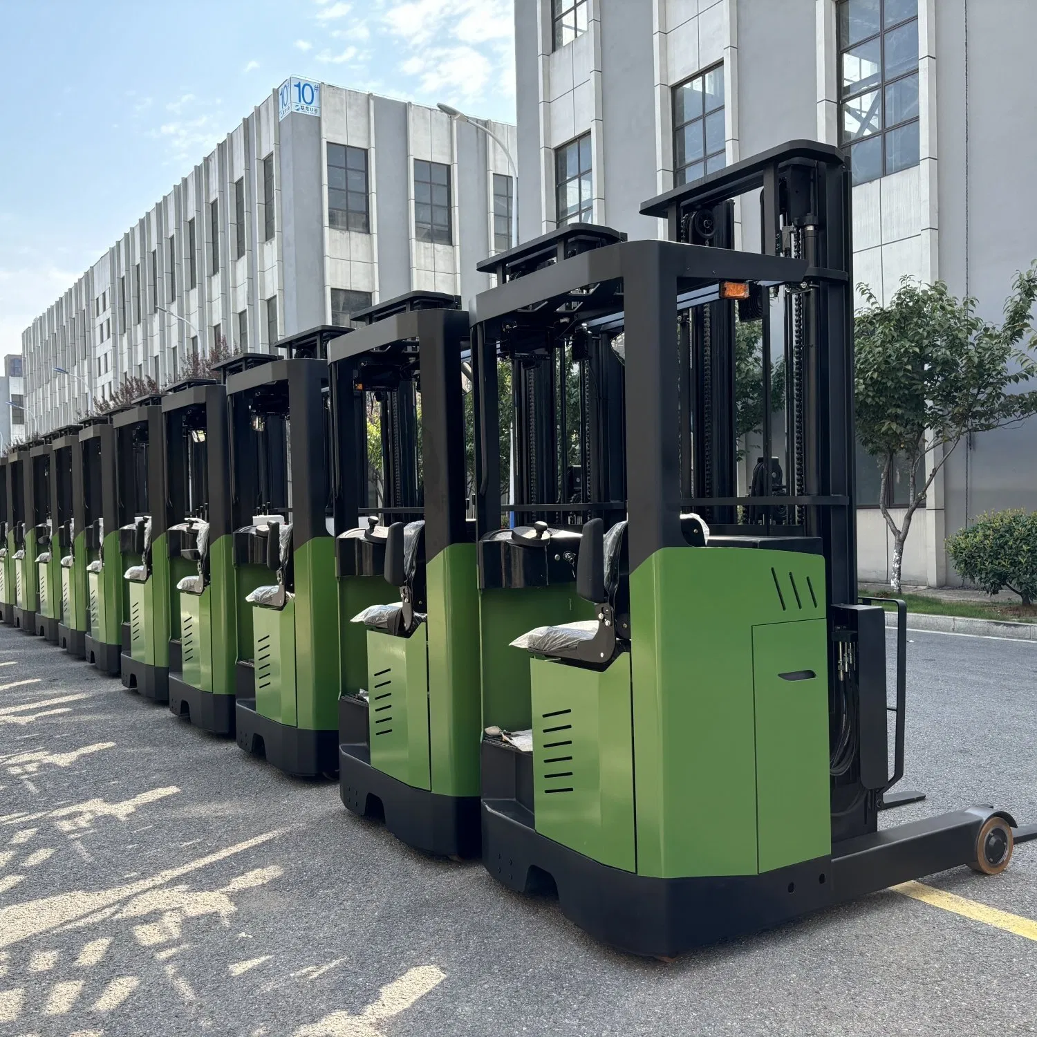 New 2.0t 2.5ton 3ton 12m 13.5m Narrow Aisle Electric Forklift Reach Truck Agv