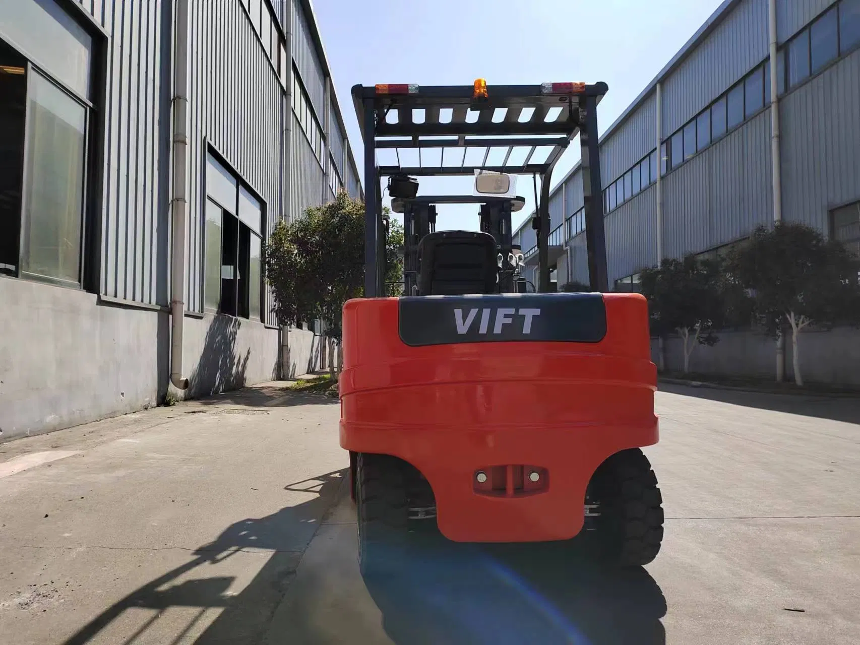 2024 Hot Electric Forklift Counterbalance Battery Forklift Italy Zapi Controller CE Certificate