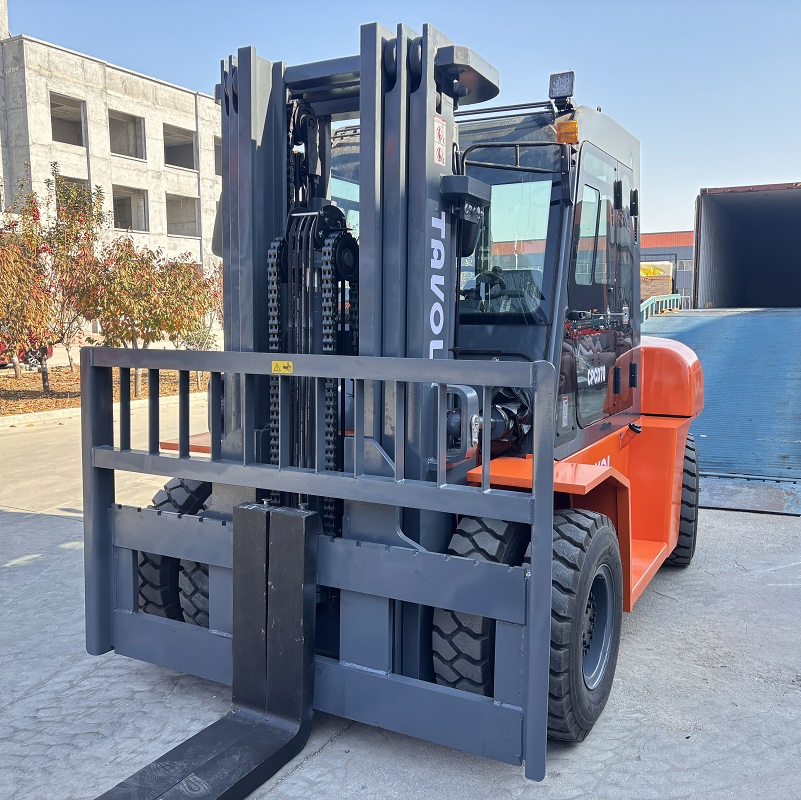 Tavol Top Selling Xichai/Isuzu Engine Forklifts 8t 10 Ton 7000kg Diesel Fork Lift Truck