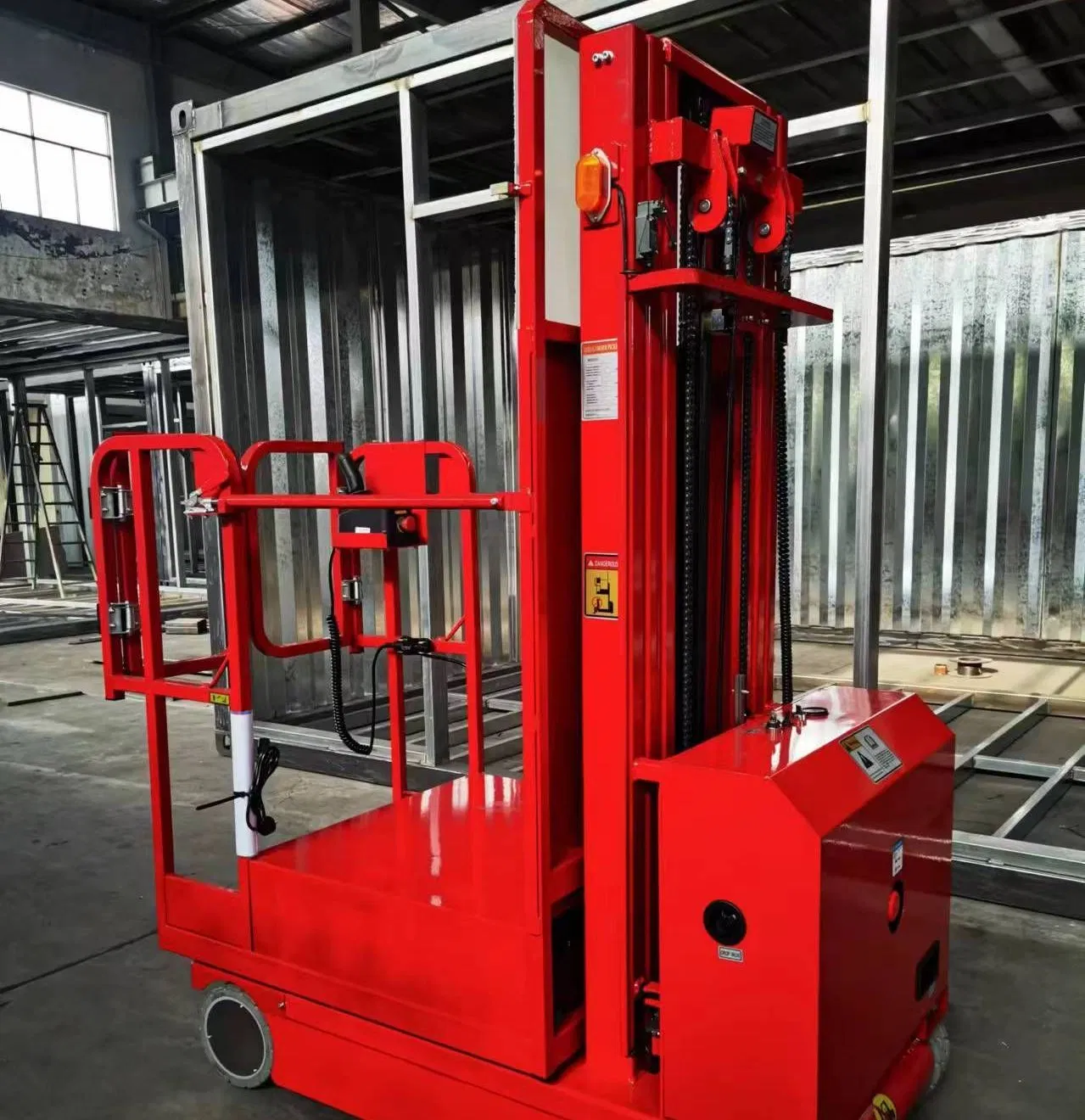 Advanced Electric Order Picker for Efficient Warehousing Operations