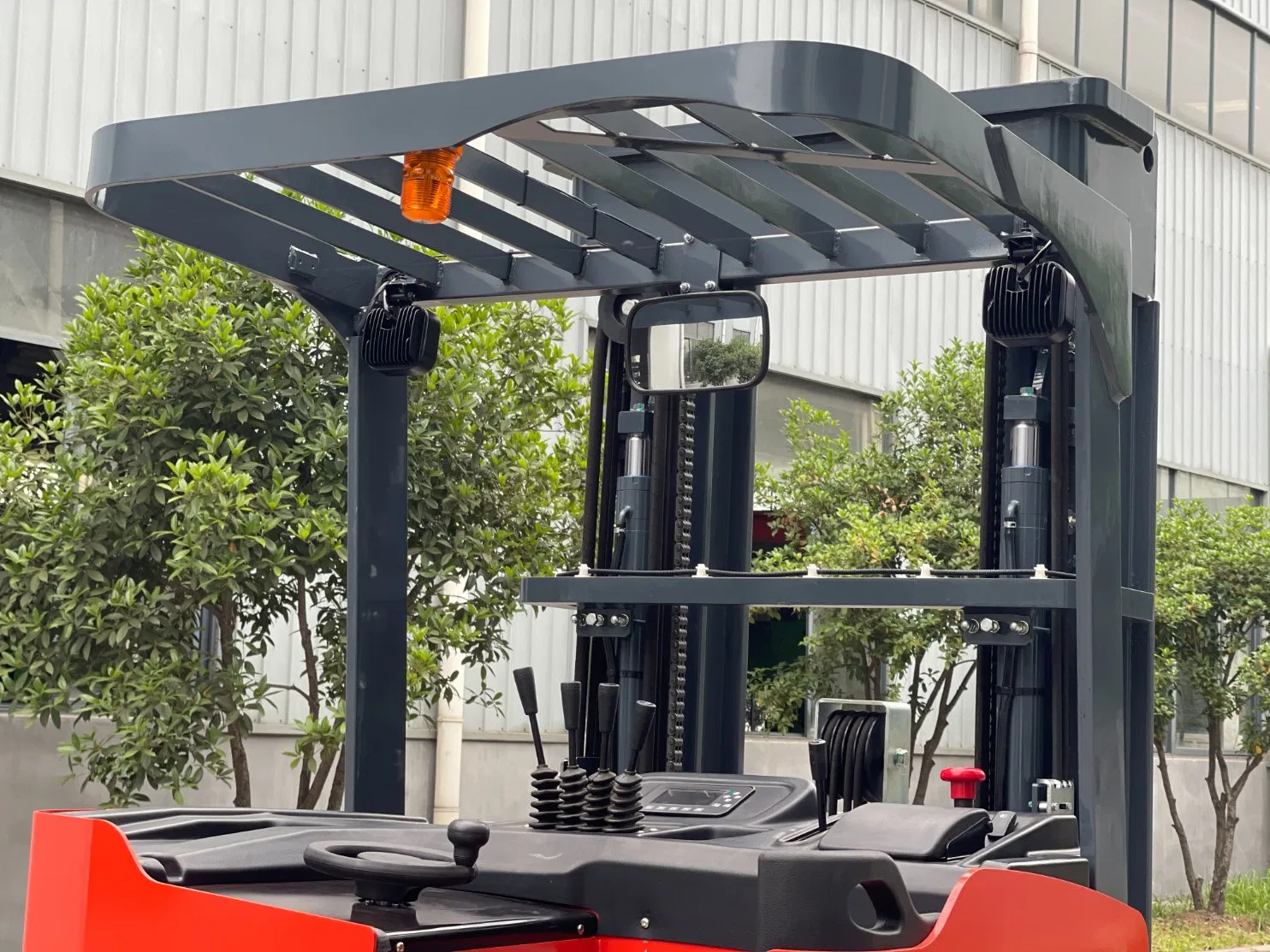 Warehouse Equipment 2000kg 2ton Electric Battery Reach Forklift Truck