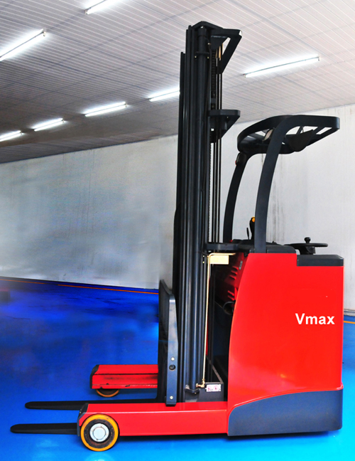 High Quality 1.5t 2t Stand-on Electric Reach Truck - Compact, Agile &amp; High-Lift Warehouse Solution