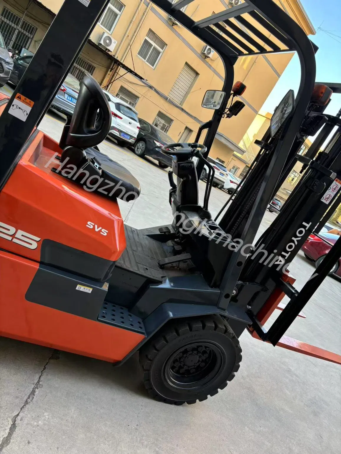 Toyota Engine 2 Wheel Drive Forklift 2.5 Ton 2.5t Forklift Truck 2500kg Diesel/Gasoline/LPG Montacargas Forklift