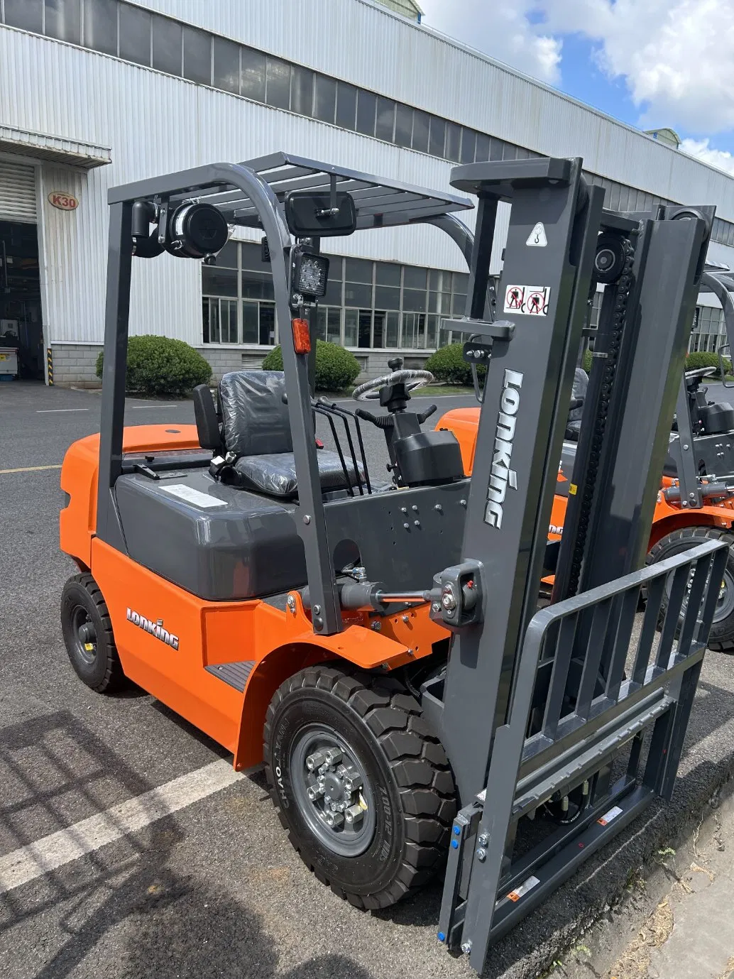 OEM/ODM CPC20 Made in China Lonking Wholesale China Supply 2t/2.5t/3t/3.5t/3.8t/4t/5t 3m/3.5m/4m/4.5m/4.7m/4.8m/5m/6m Diesel/LPG/Gasoline/Electric New Forklift