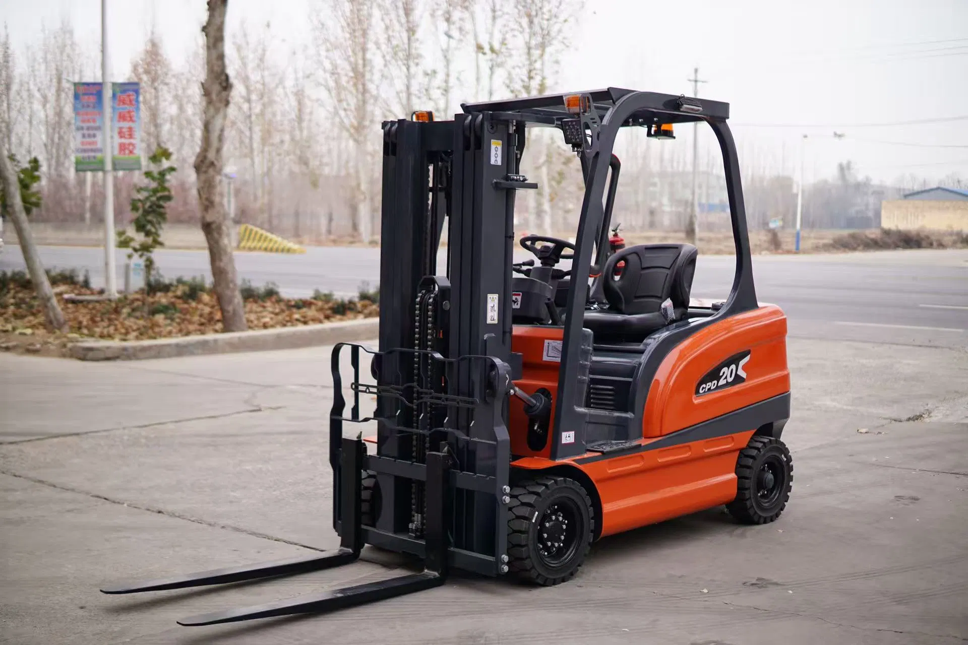 2t 4 Wheel Electric Forklift Counterbalance Battery Forklift with CE/ISO Lifting Equipment Warehouse Use