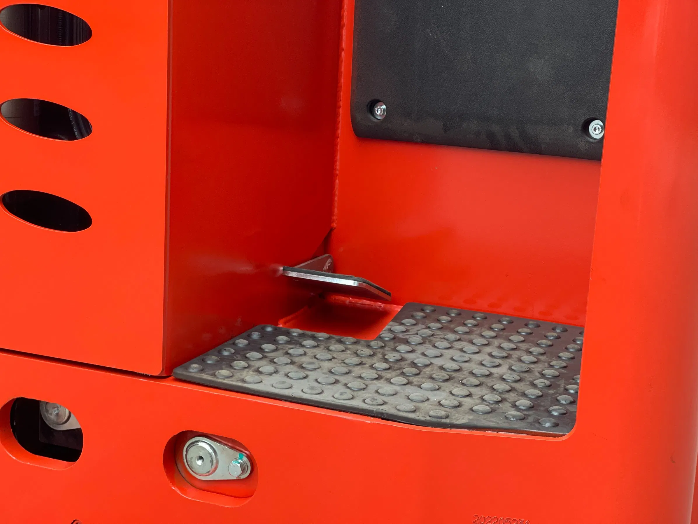 Warehouse Equipment 2000kg 2ton Electric Battery Reach Forklift Truck