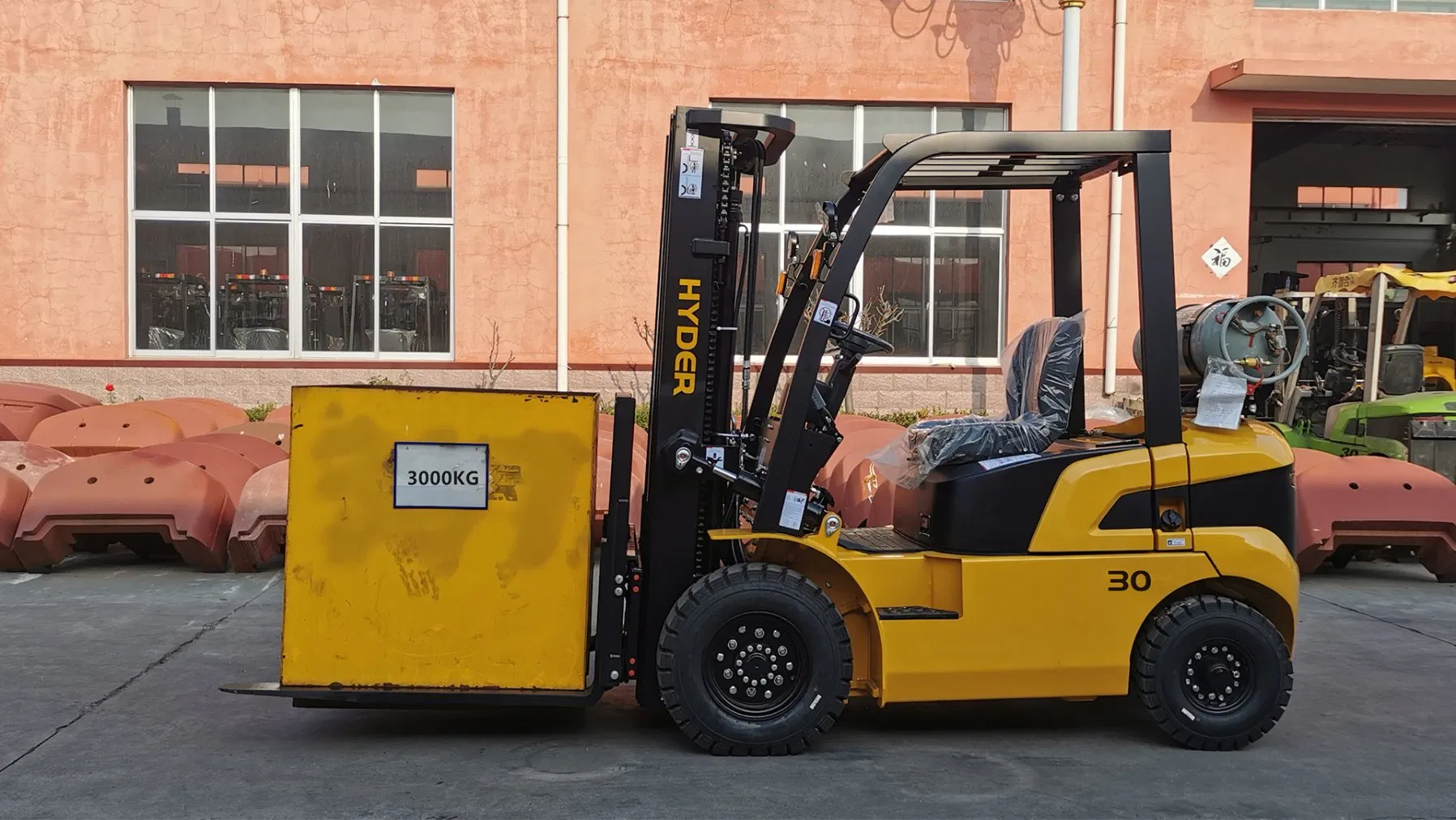 Factory Price Economical 3tons Gasoline LPG Forklift Fork Lift Used in Outdoor