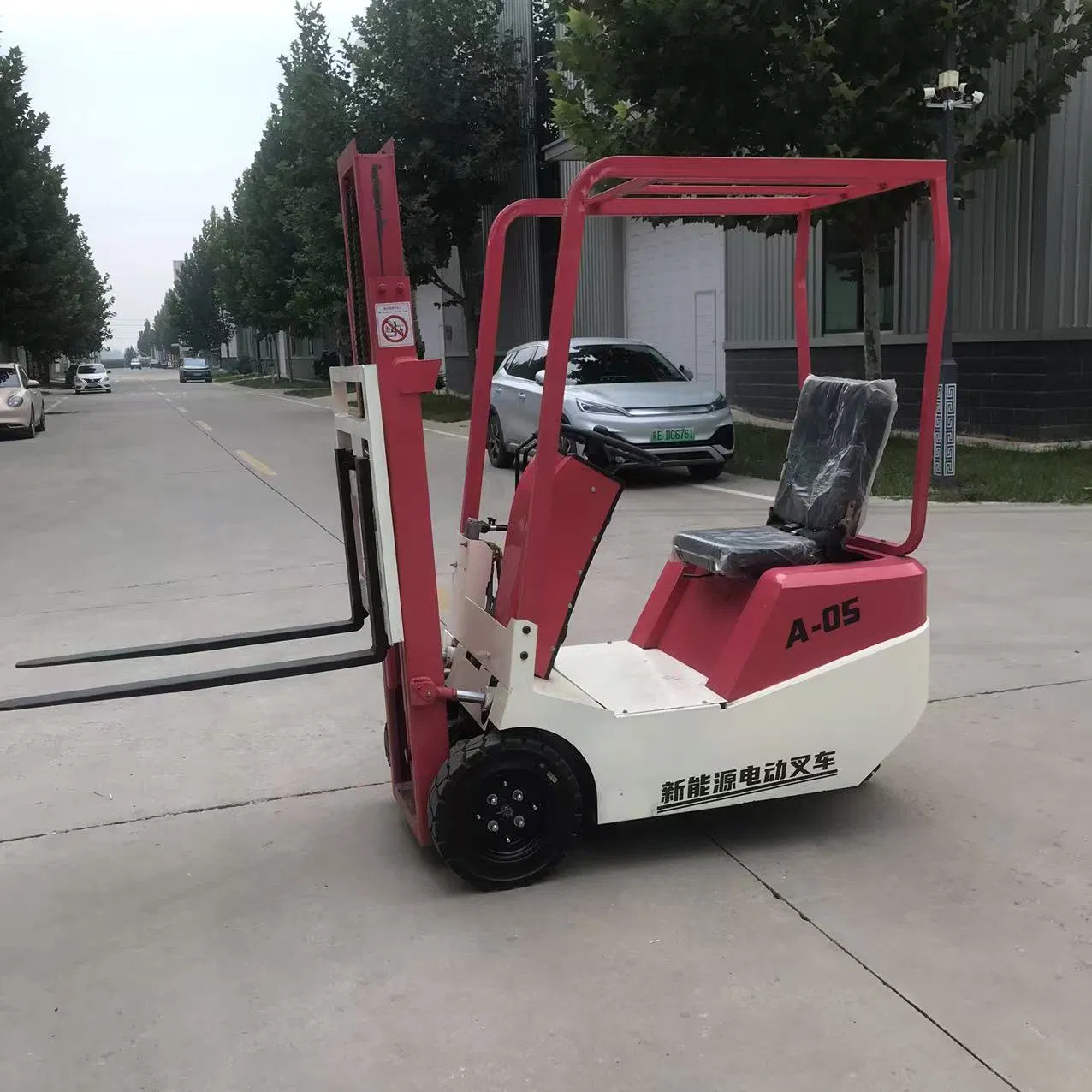 0.5ton/0.8ton 500kg 800kg 1ton 1000kg Electric Forklift Small Turning Radius Three-Point Narrow Aisle