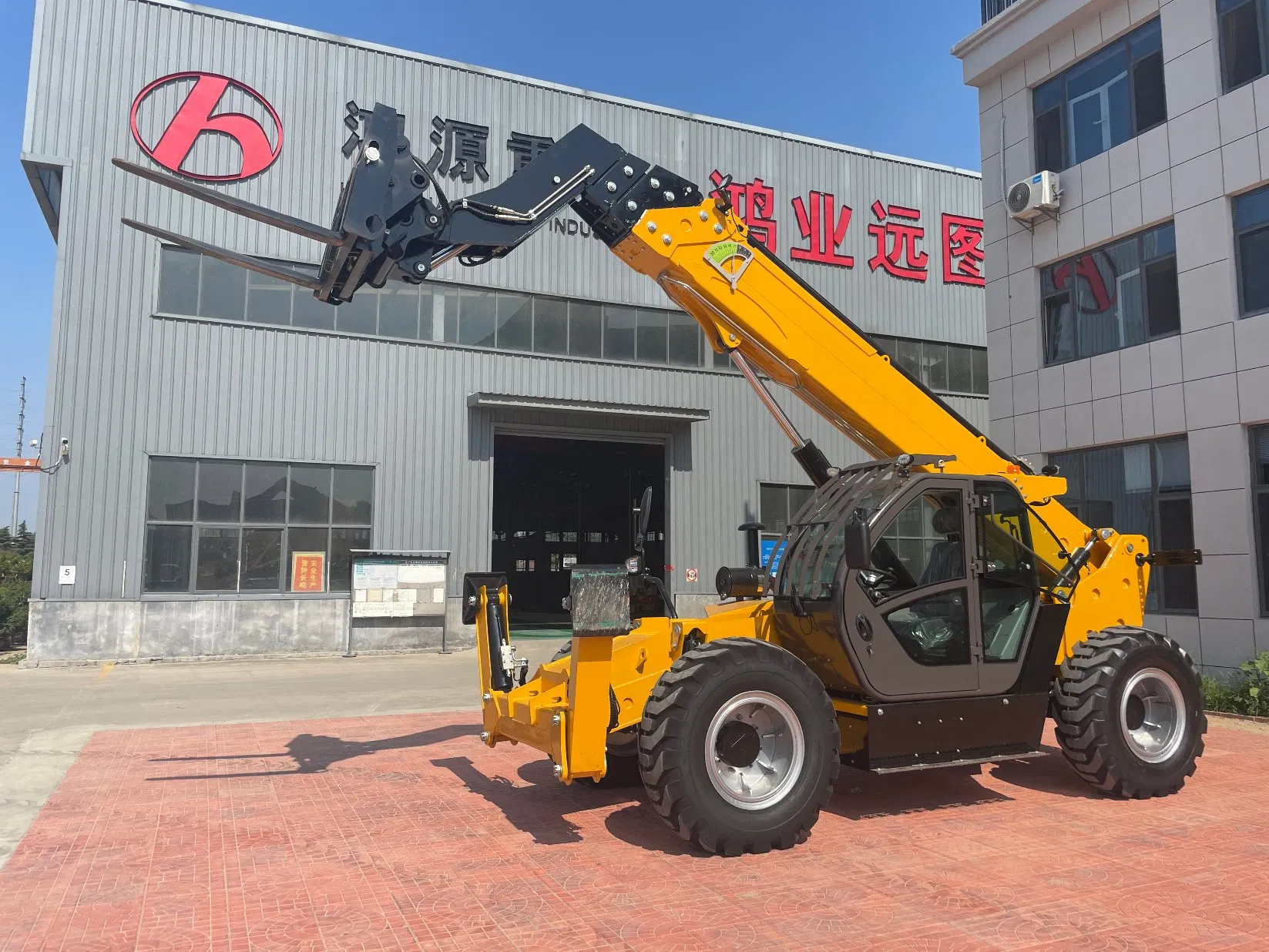 Telescopic Handler with 18m Lifting Height 4ton Lift Capacity for Sale