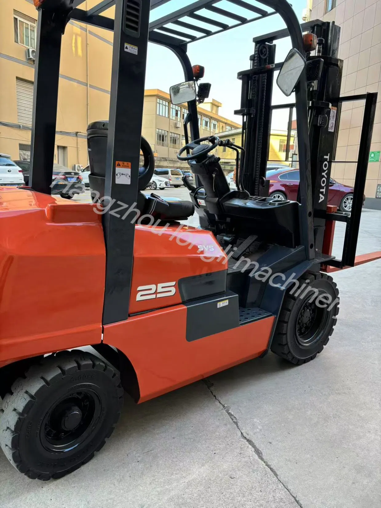 Toyota Engine 2 Wheel Drive Forklift 2.5 Ton 2.5t Forklift Truck 2500kg Diesel/Gasoline/LPG Montacargas Forklift