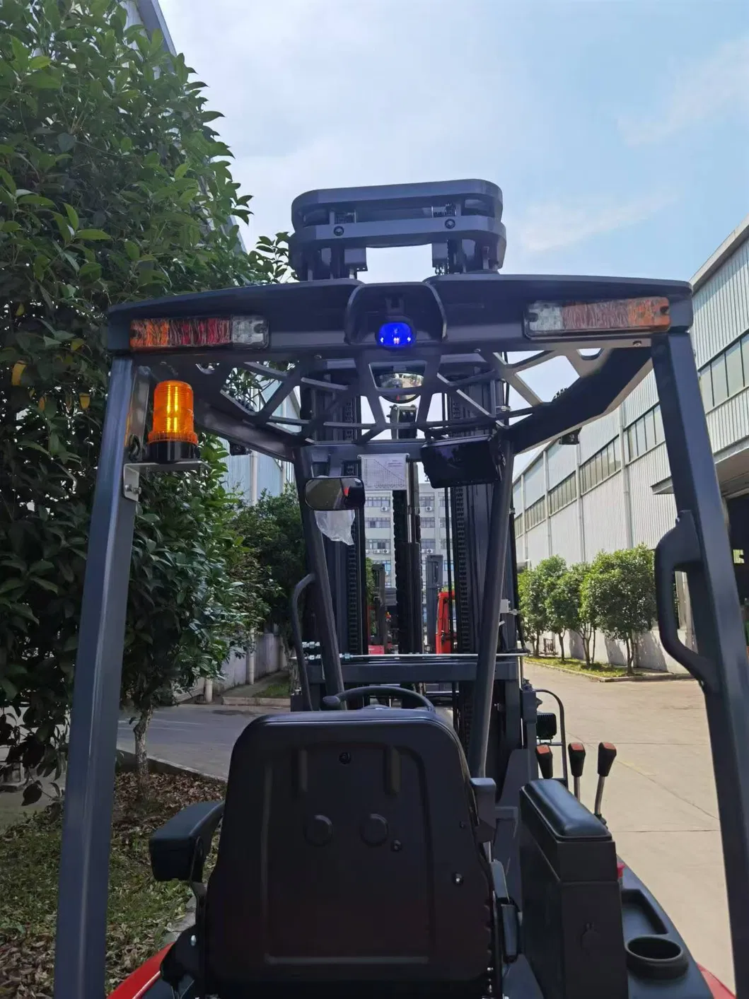 Narrow Aisle Forklift 2