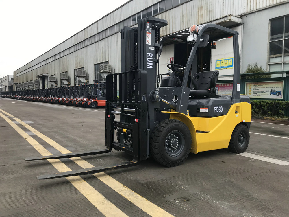 2.5 Ton Diesel Forklift Battery LPG Gasoline with Japan Engine EPA