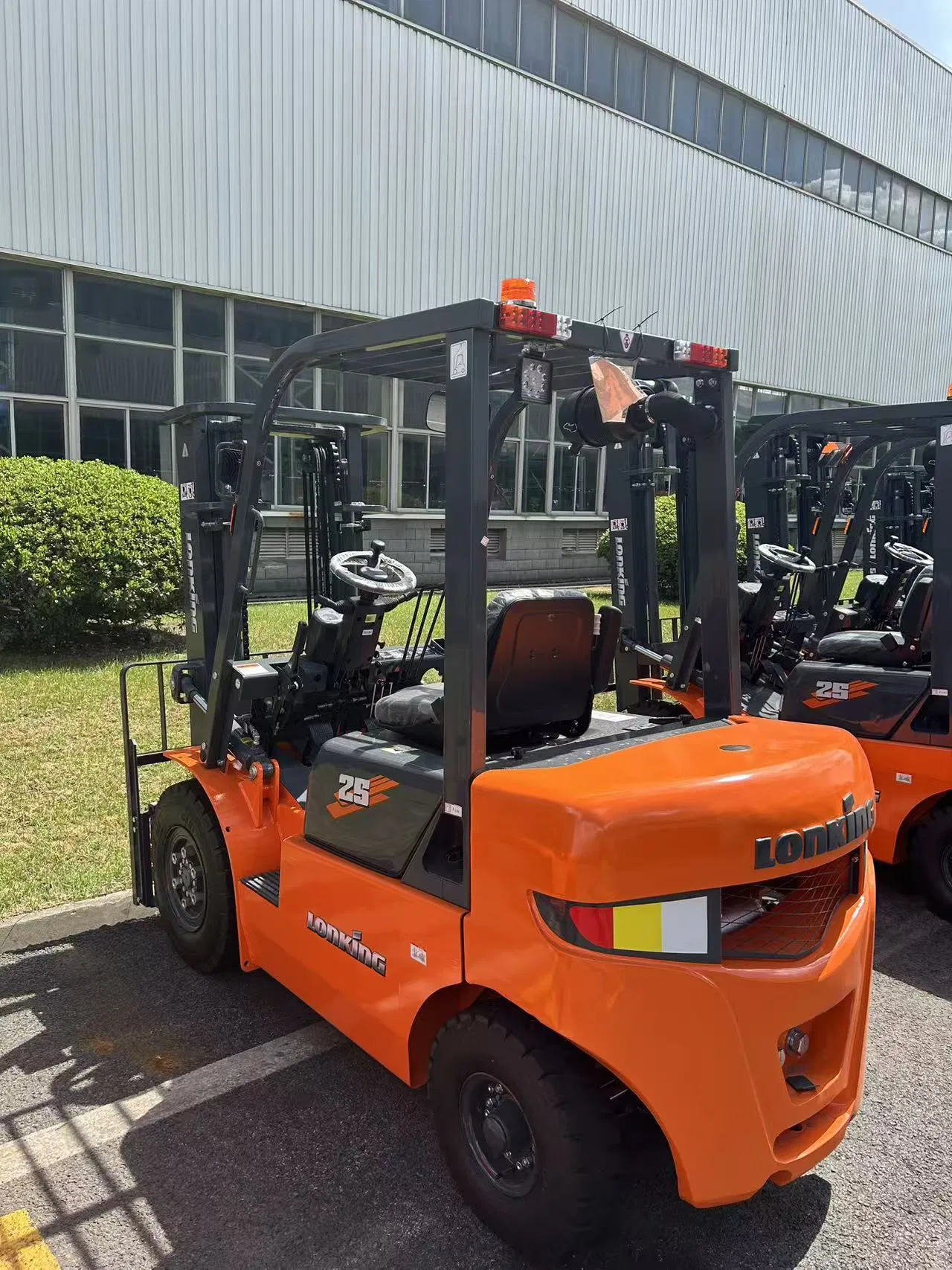 OEM/ODM CPC25 Made in China Lonking Wholesale China Supply 2t/2.5t/3t/3.5t/3.8t/4t/5t 3m/3.5m/4m/4.5m/4.7m/4.8m/5m/6m Diesel/LPG/Gasoline/Electric New Forklift