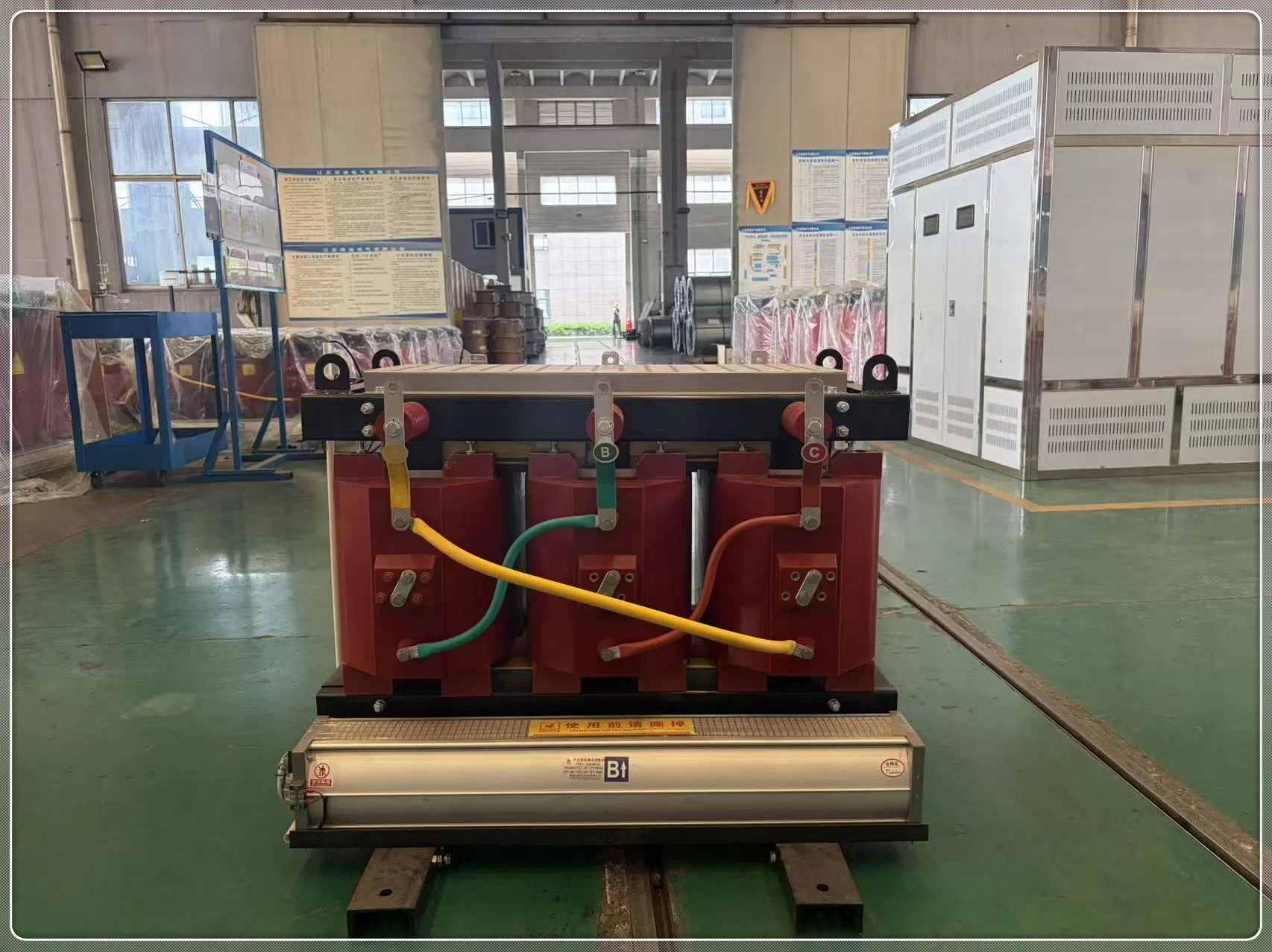 1250kVA وحدة شمسية مغمورة بالزيت لمحطة شمسية عائمة