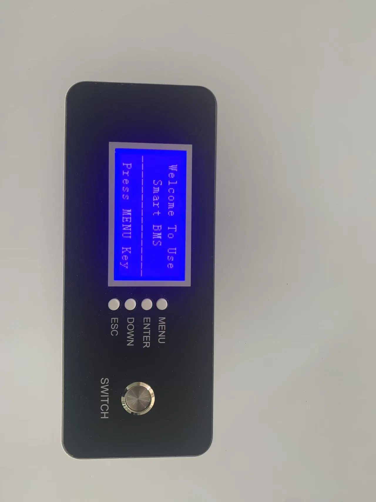 تخزين الطاقة المنزلية 51.2V 200ah 10.24kwh مثبت على الحائط LiFePO4 حزمة