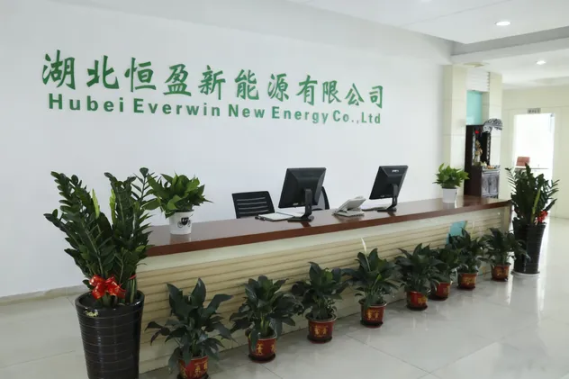 فريق الدعم الفني