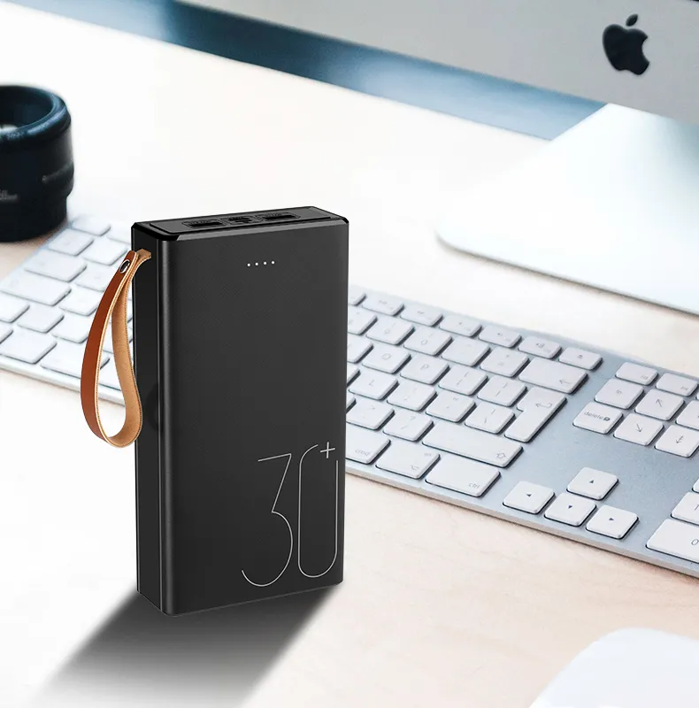 مصباح يدوي LED عالي السعة 30000mAh شاحن هاتف محمول لاسلكي بنك طاقة للطوارئ