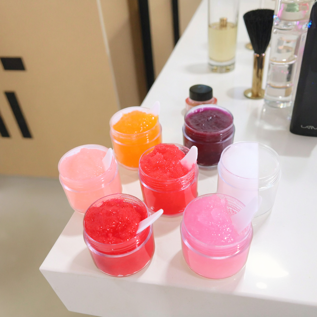 High Quality Vegan Lip Scrub Fruit Moisturizing Lip Care Cosmetics Private Label Exfoliating Cream 10g Nourishing Lip Scrub
