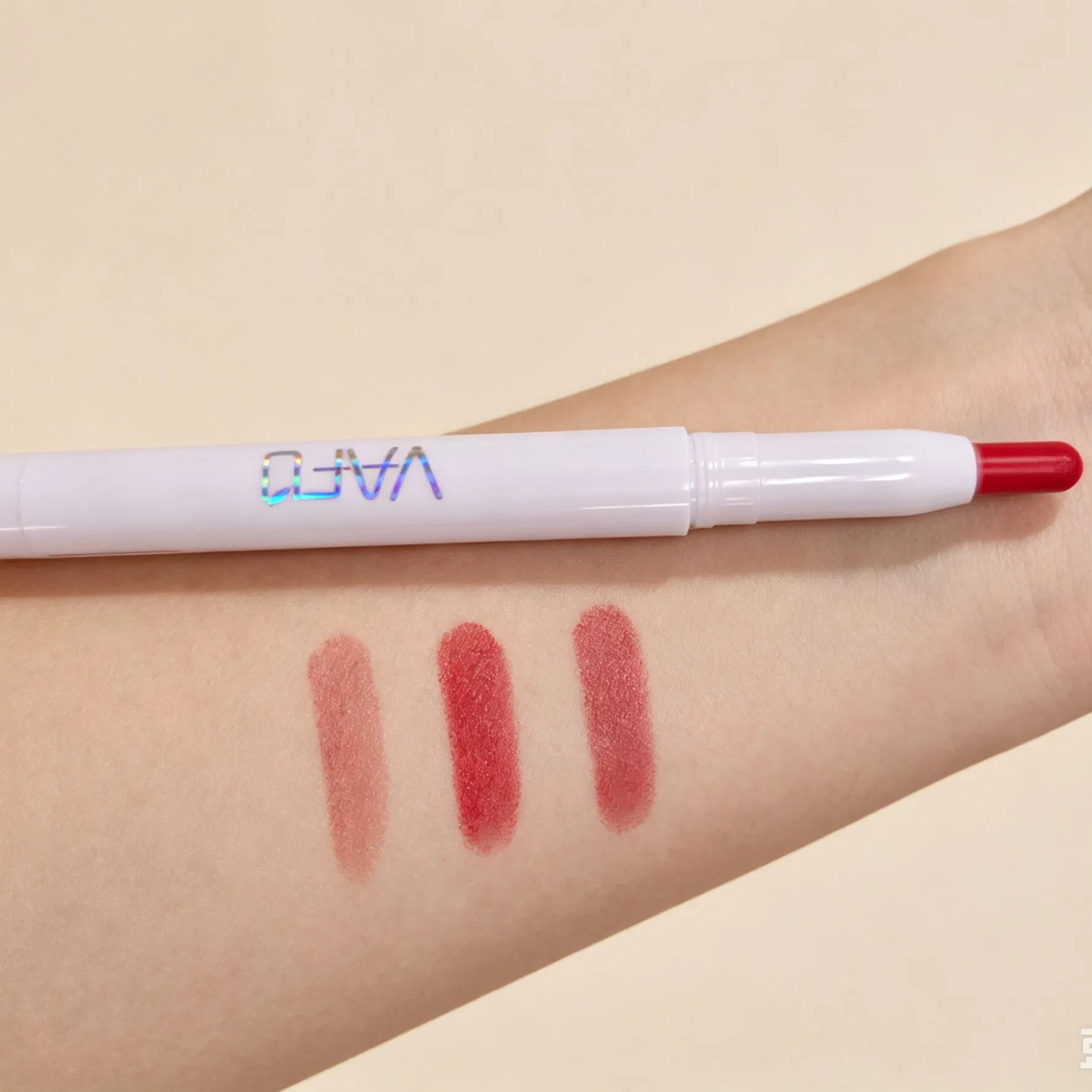 Long Lasting Waterproof Matte Lip Liner with Private Label Service
