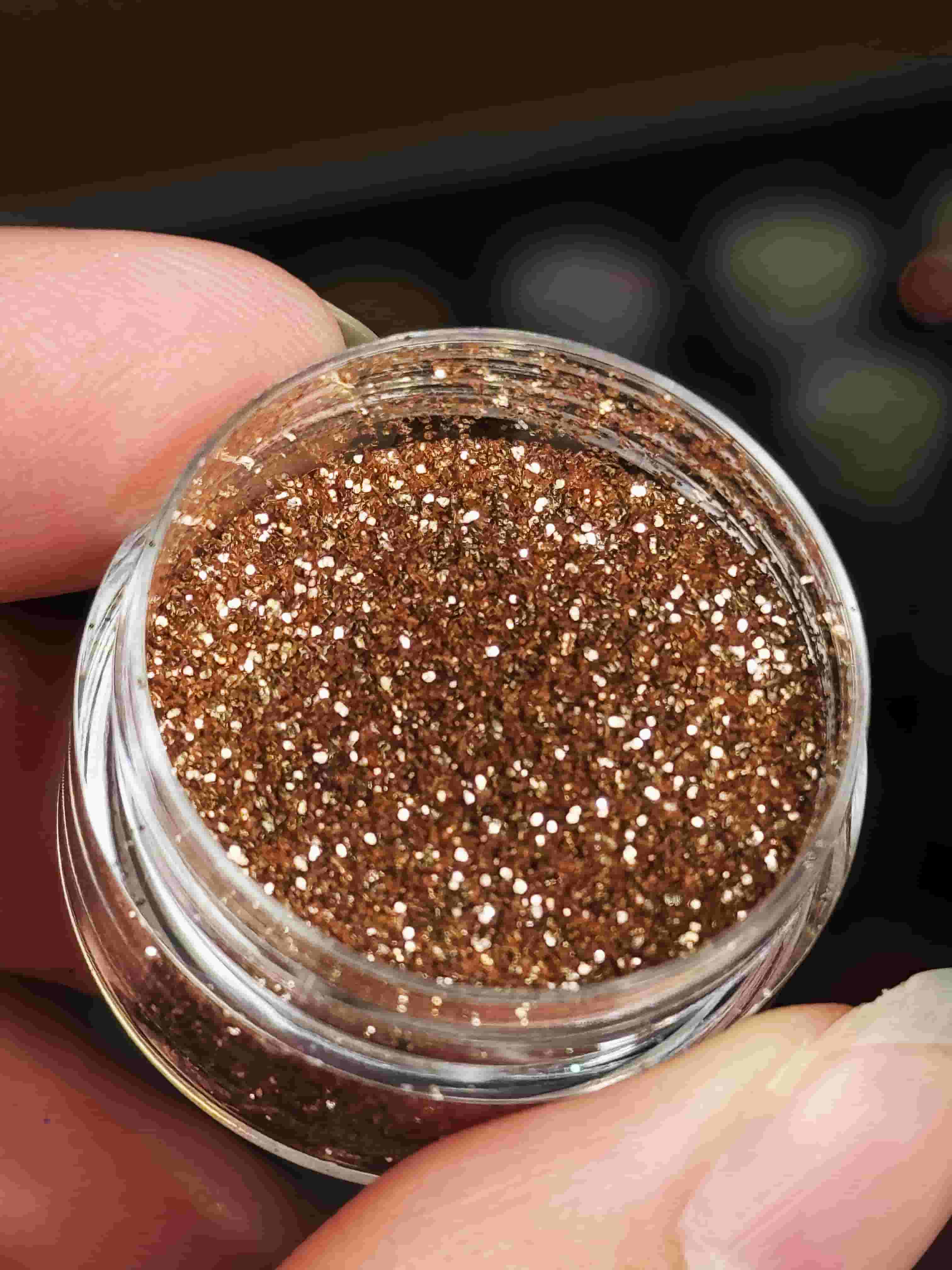 Wholesale Cosmetic Grade Super Shinning Reflective Eyeshadow Loose Powder Pigment Nail Glitter Pigment