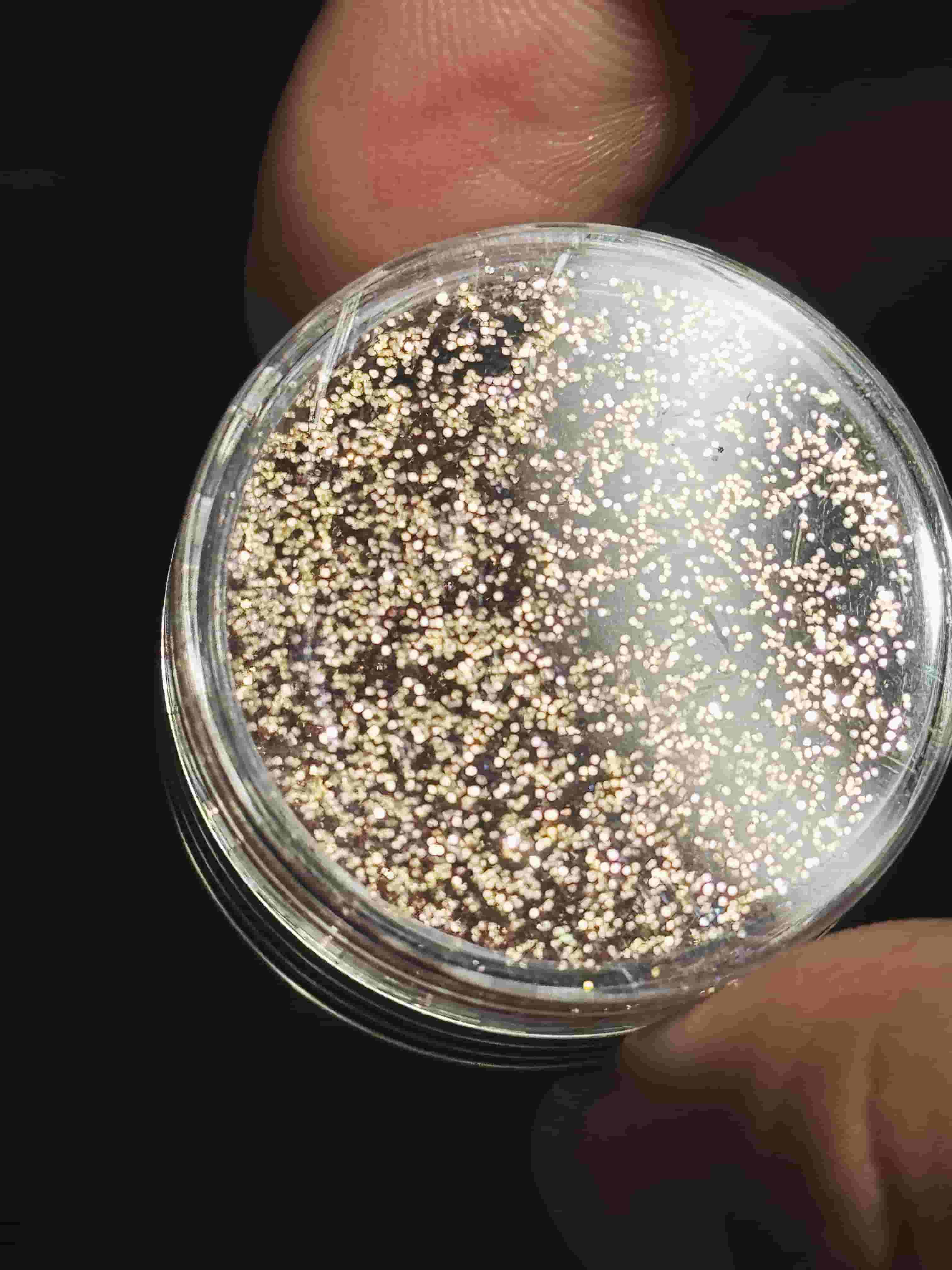 Wholesale Cosmetic Grade Super Shinning Reflective Eyeshadow Loose Powder Pigment Nail Glitter Pigment