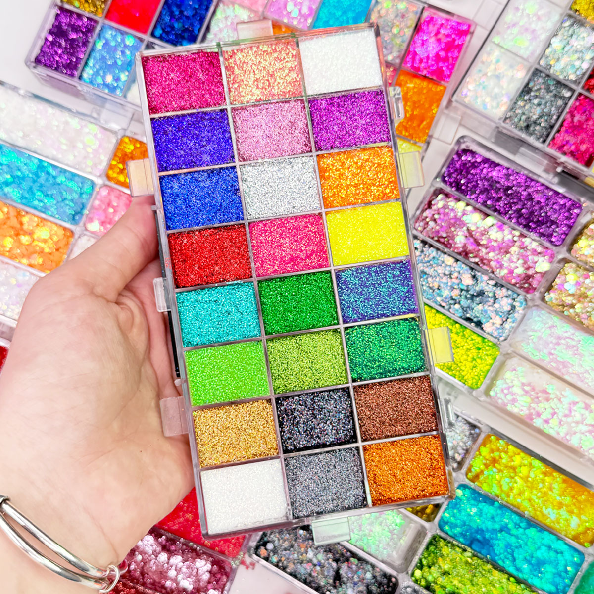 High Pigment Eco Friendly Shine Eye Shadow Waterproof Long Lasting Private Label Vegan Glitter Shimmer Eyeshadow Palette
