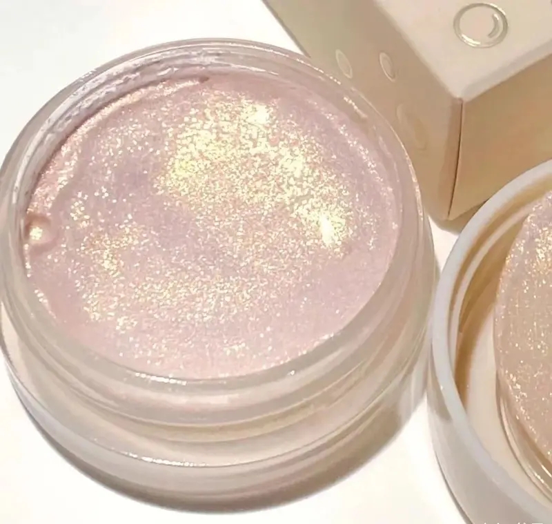 Eyeshadow Product Display 4