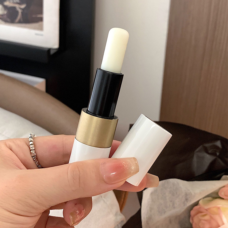 Moisturizing Lip Balm Hydrating Lip Care &amp; Protection Anti-Drying Formula Ideal Lip Primer for Men and Women