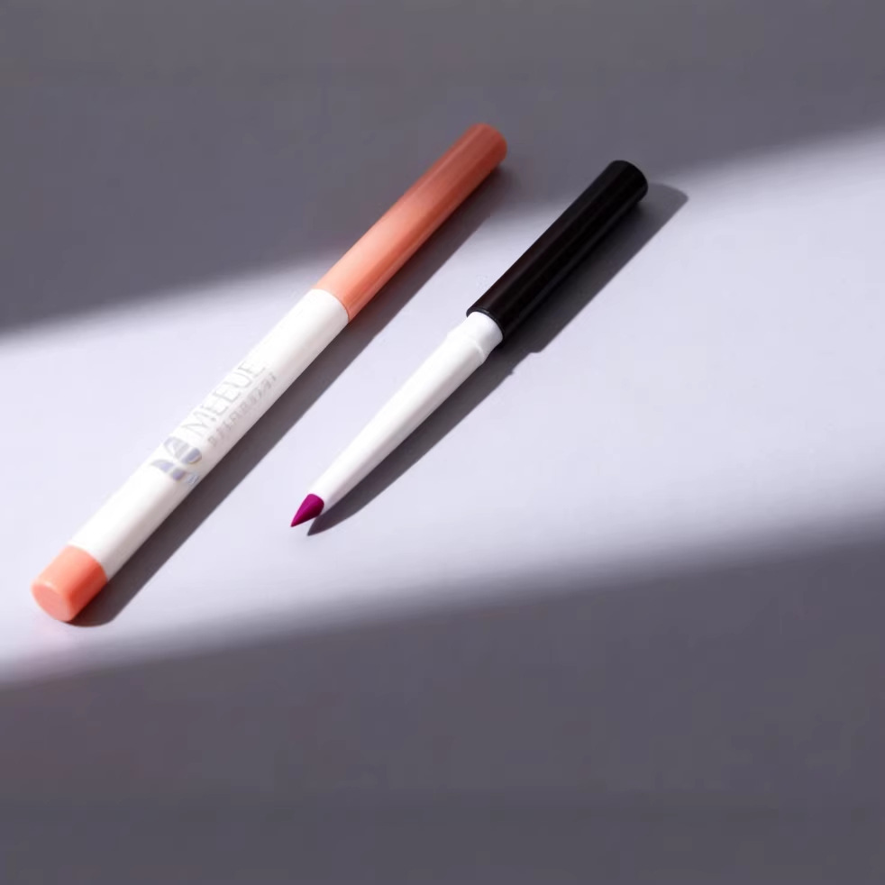 Eyeliner Gel Pen Vibrant Color Pearlescent Shimmer Waterproof Long-Lasting