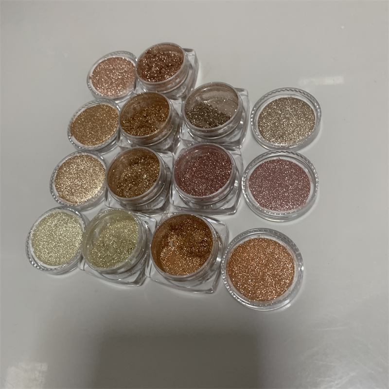 Dazzling glitter palette