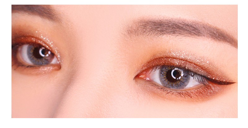 Glitter liquid eyeshadow collection