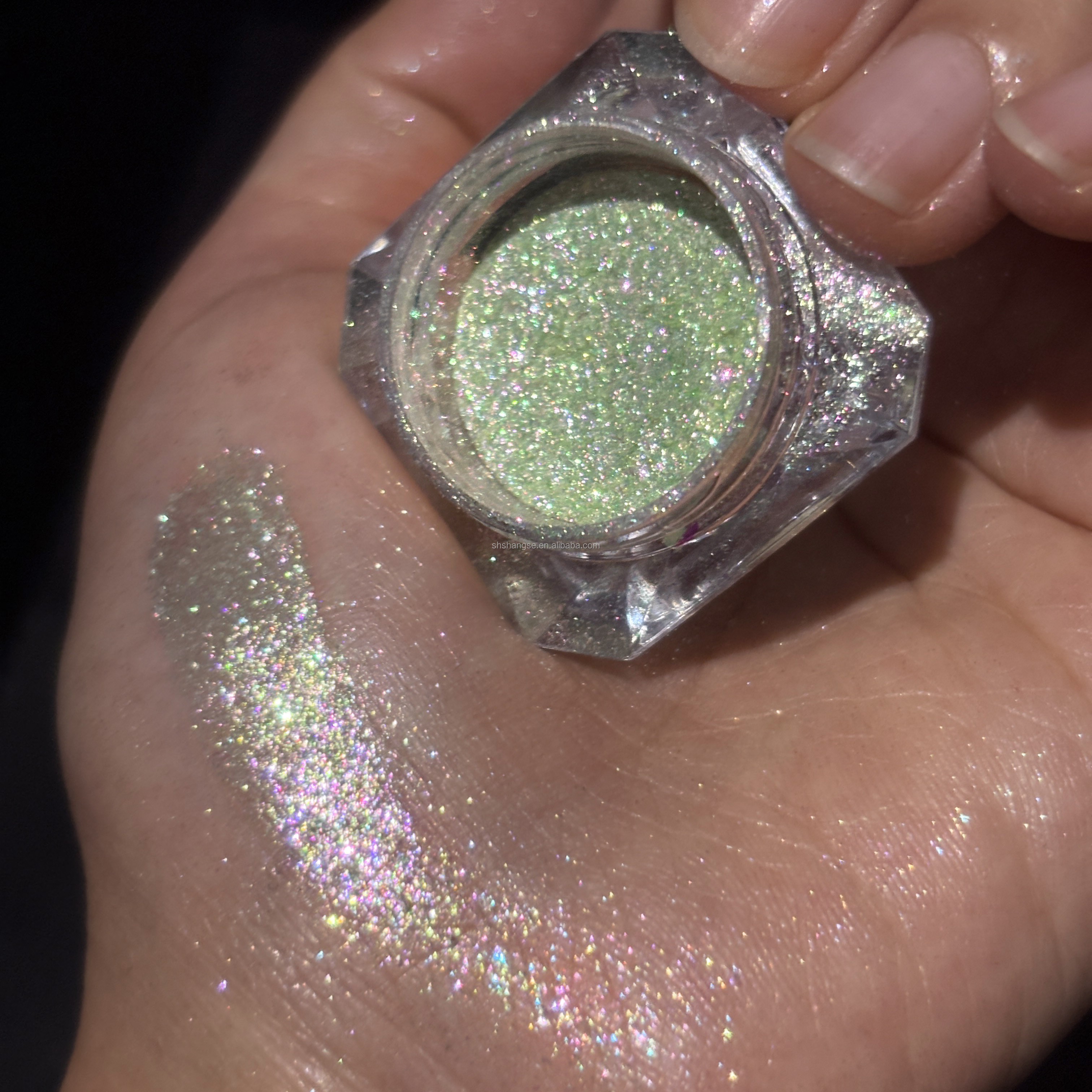 3D Magnetic Chameleon Pigment