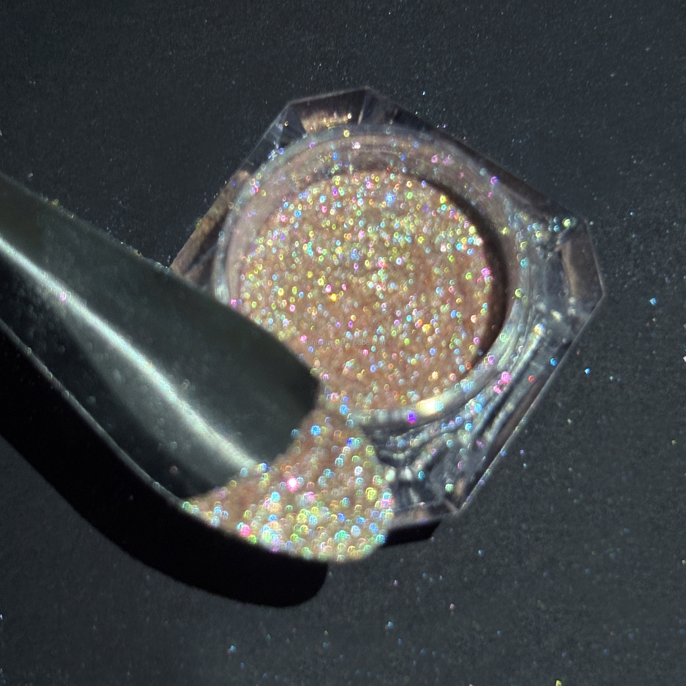 Color Shifting Pigment Flakes