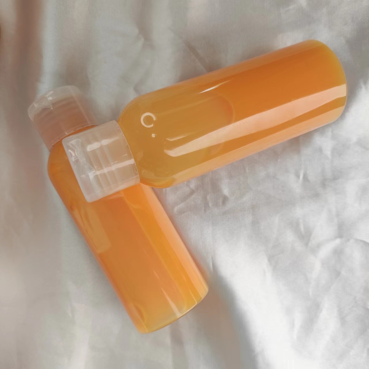 Low Price Skin Whitening and Lightening Body Peeling Yellow Lotion with Your Own Brand