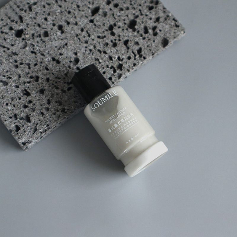 Essential Hotel Shampoo Shower Gel Conditioner Body Lotion for Guests