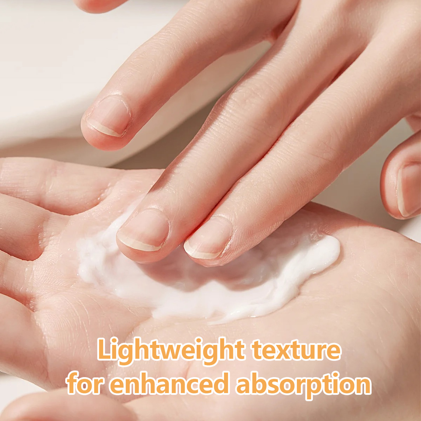 Factory-direct Wholesale Retinol-enriched Body Lotion for Brightening, Hydration, Moisturizing, and Nourishing the Skin