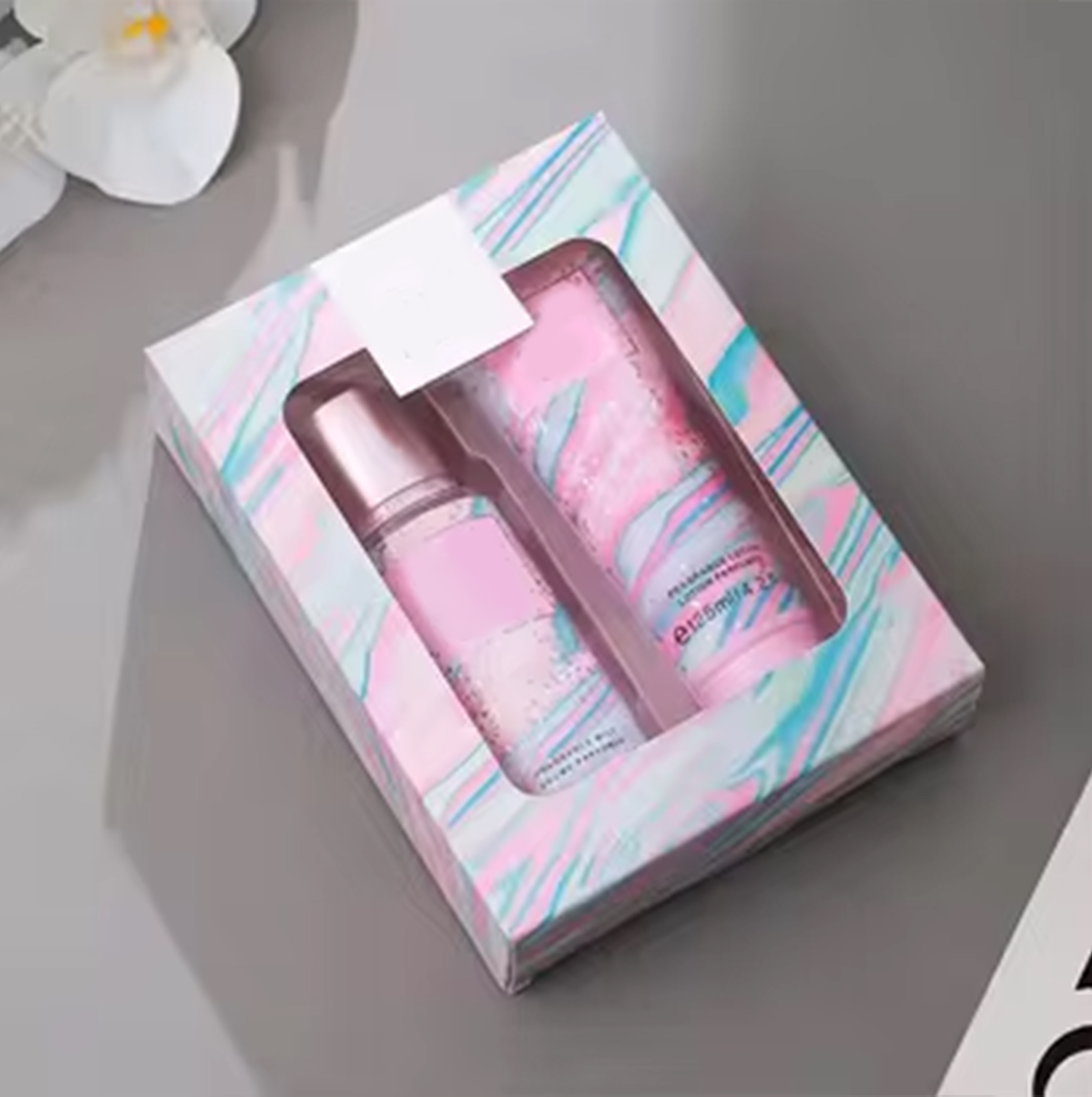 Wholesale Body Lotion Classic Floral Moisturizer Nourishing Cream Perfume Lotion Body Care High Quality Organic Lotion Perfume