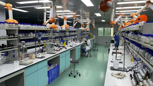 NeoKis Beauty professional facial serum manufacturing facility