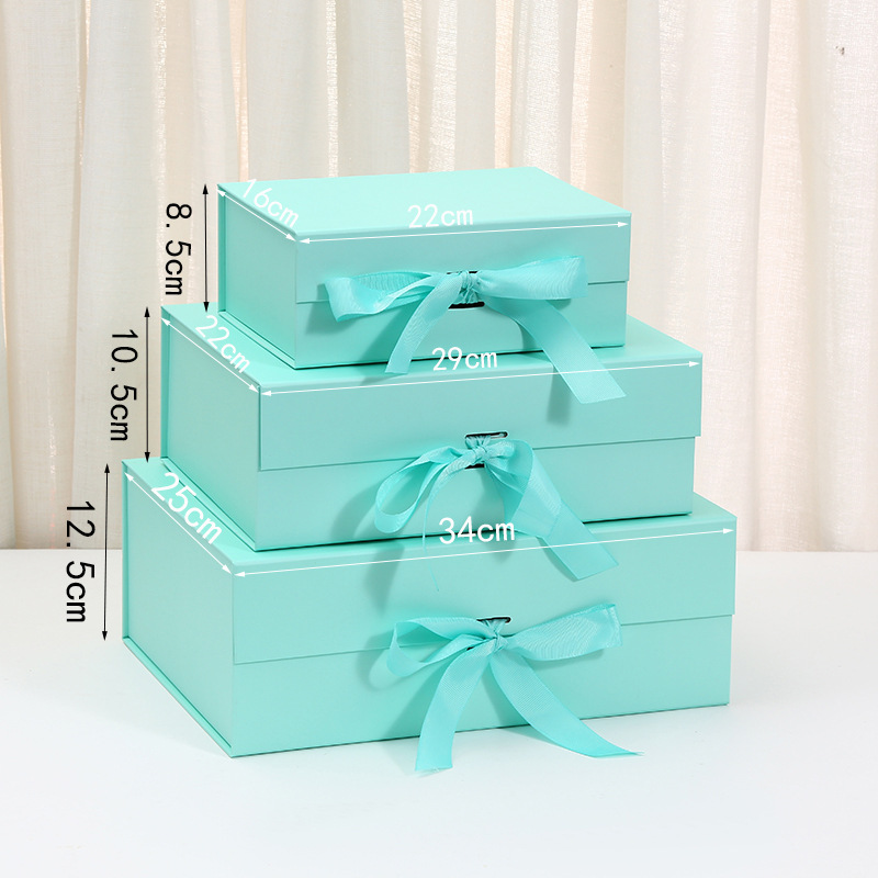 Luxury Eco-friendly Assorted Paperboard Gift Boxes Foldable Recyclable Wholesale Packaging