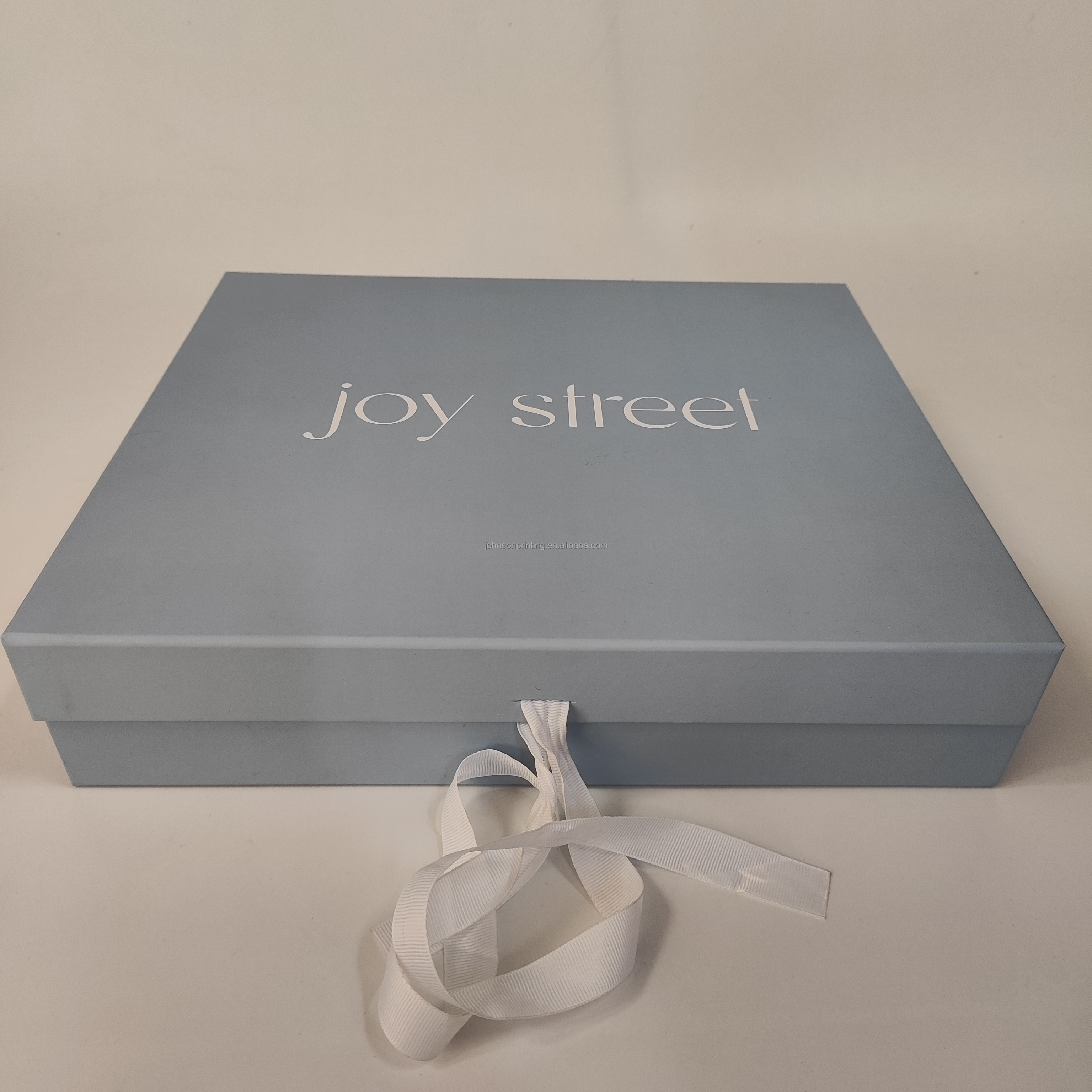 Luxury Custom Logo Hard Rigid Cardboard Box Black Pink Folding Design Hot Magnetic Insert Ribbon Kraft Embossing for Clothing