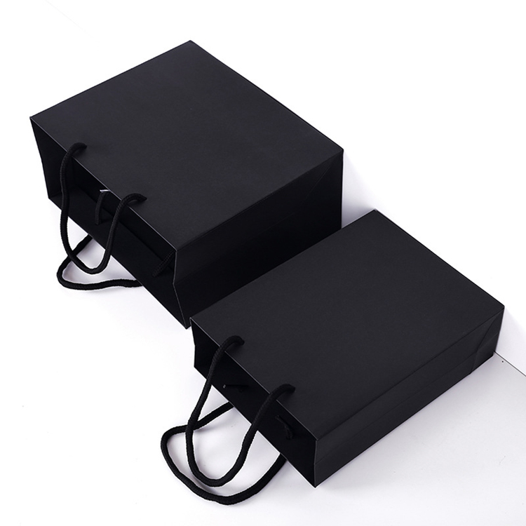 Wholesale Custom logo Luxury Jewellery Matte Packaging Small Kraft Clothing Shopping Paper Gift Bags