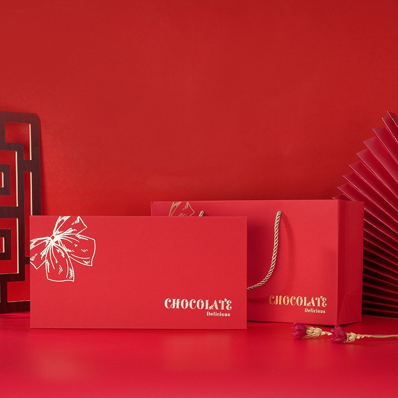 Custom Hot Stamping Logo Gift Packaging Magnetic Lid Paper Boxes Recyclable Luxury Elegant Chocolate Box With 12 Dividers