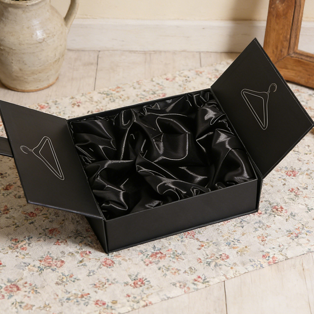 Custom Magnetic Gift Box for Men with Satin Clothing Packaging Luxury Wholesale Paper Folding Tshirt Package Box