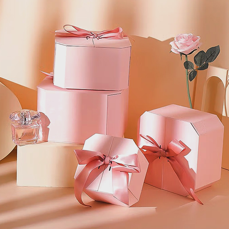Luxury Gift Box Detail 9