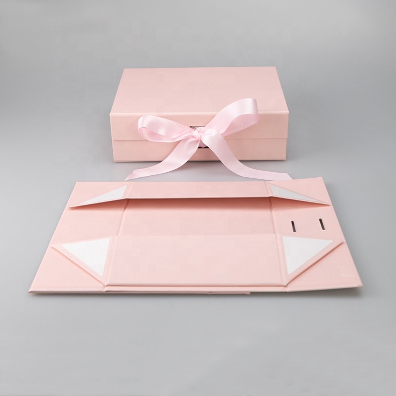 24x18x7.8CM Eco Friendly Human Wig Box with Silk Matt Lamination Sponge Lined Empty Cardboard Gift Box Ready to Ship