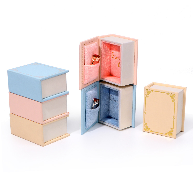Hot-Selling Art Paper Sponge Lined Book-Shaped Customizable Magnetic Flip Cover European Style Jewelry Gift Box