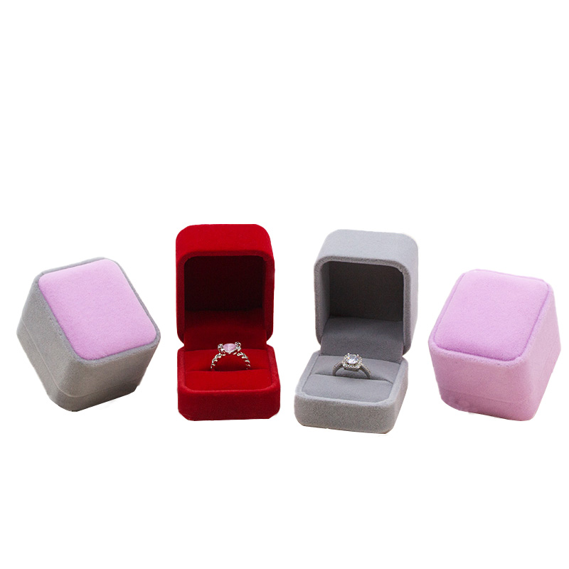 Luxury High-End Velvet Jewelry Box with Round Corners for Ring Earring Storage and Presentation Enhances Gift Presentation