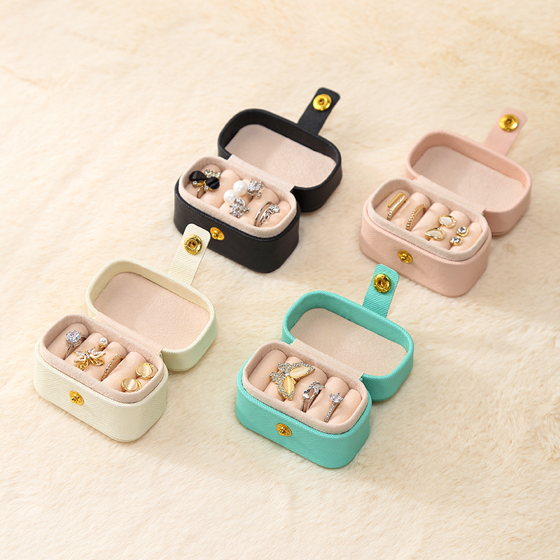 Small Waterproof Ecofriendly Recyclable PU Leather Jewelry Box-Gift Organizer with Custom Logo for Ring and Earring Storage