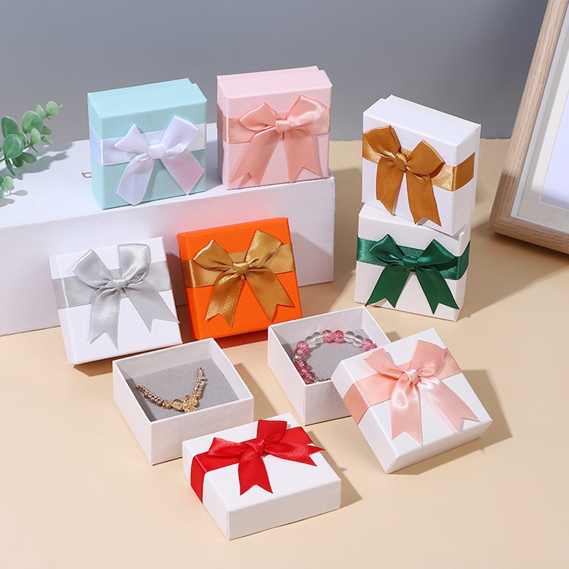Wholesale Jewelry Gift Box Ring Necklace Cardboard Paper Jewelry Packaging Box with Bow and Sponge