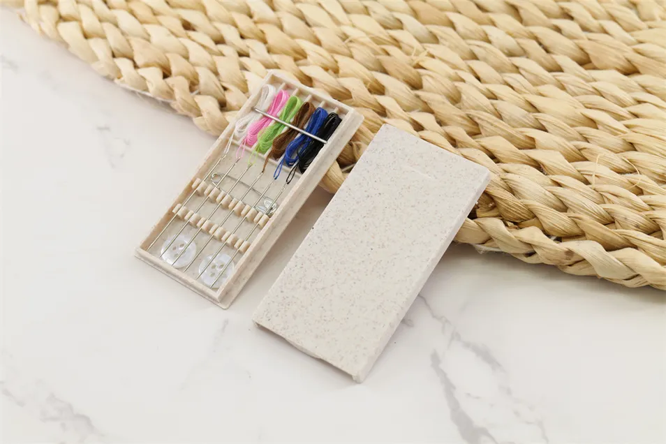 Customized Logo White Sewing Box Mini Pocket Folding Sewing Box for Hotel and Travel Agency Promotional Gift